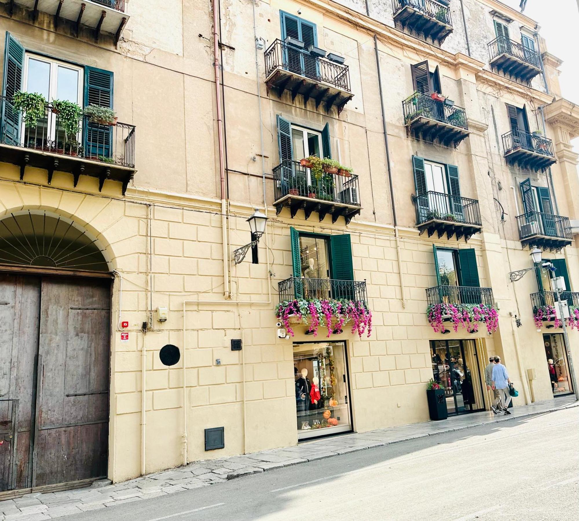 Hotel Casa Vittoria Palermo Exterior foto